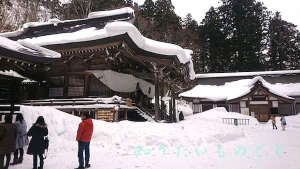 天の岩戸で有名な戸隠神社中社の雪景色